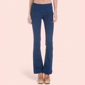 Y2K Cello Mid Rise Pull On Deluxe Comfort Flare Jeans - Dark Blue Denim Small